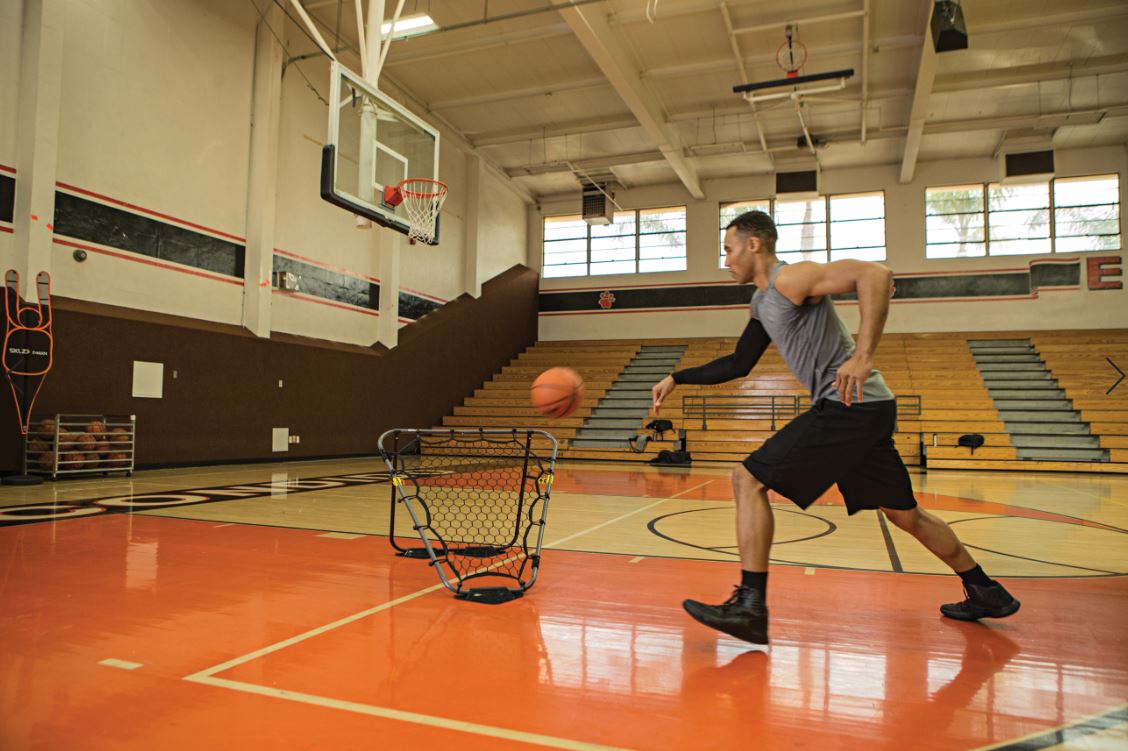 SKLZ Solo Assist basket-ball Rebounder