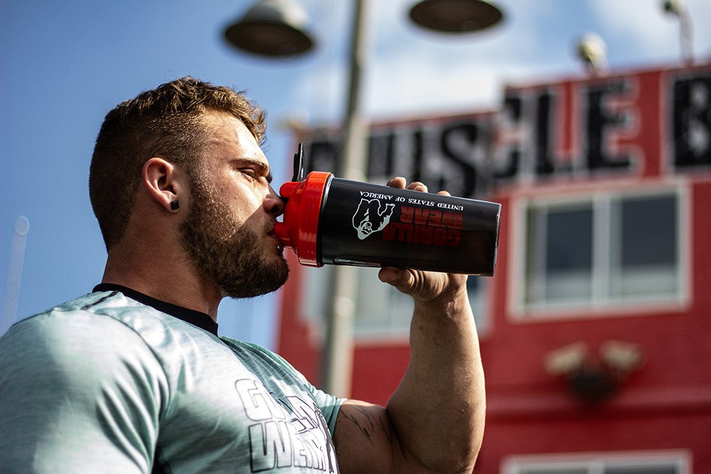 Gorilla Wear Shaker XXL - Noir/Rouge