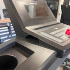 Flow Fitness Runner DTM2000i Loopband - Showroommodel met beschadiging