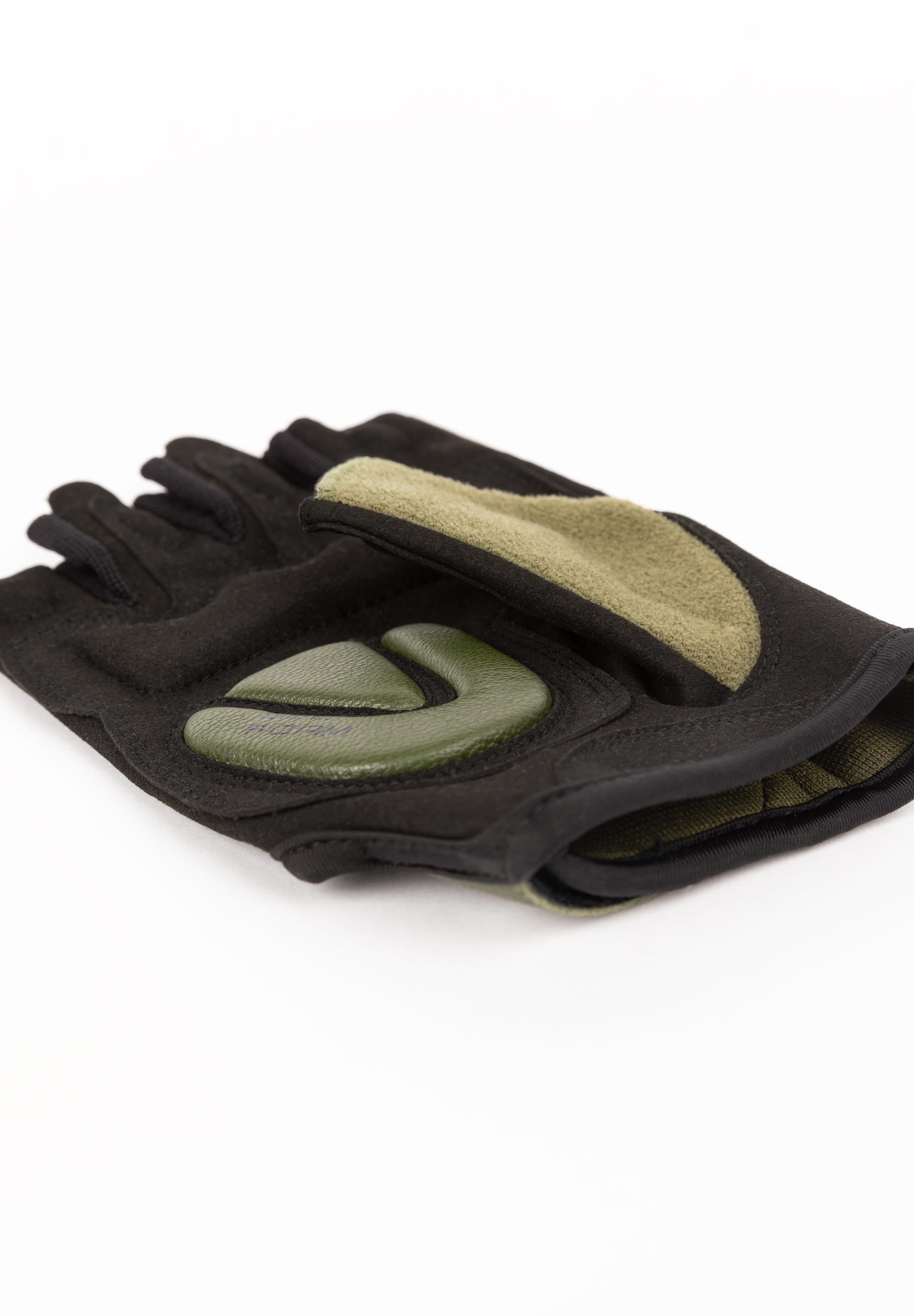 Gorilla Wear Mitchell Gants d’Entraînement 2.0 - Noir/Vert Armée