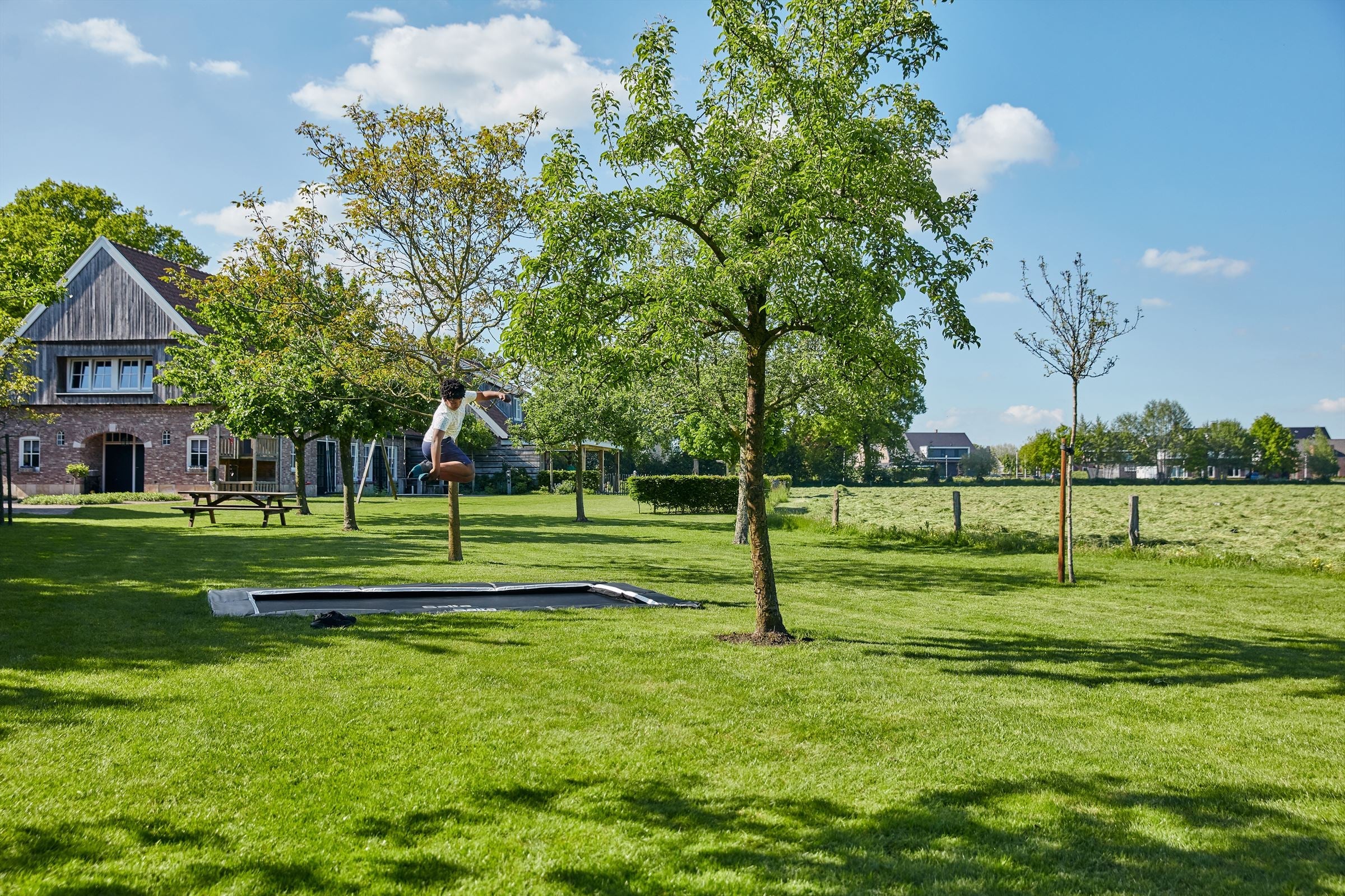 Salta Royal Baseground Trampoline - 396 x 244 cm