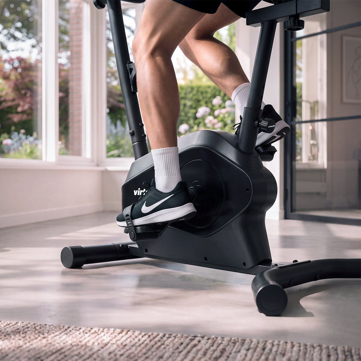 VirtuFit HTR150 Home trainer - Pour les utilisateurs grands