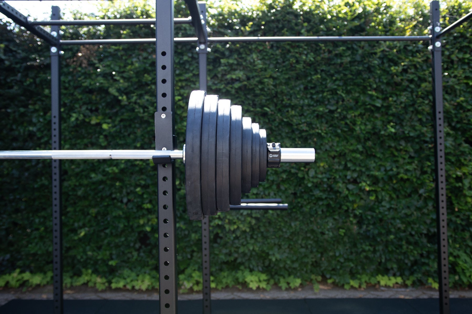 Muscle Power Plaque de Poids Olympique - avec Poignées - Caoutchouc - 25 kg