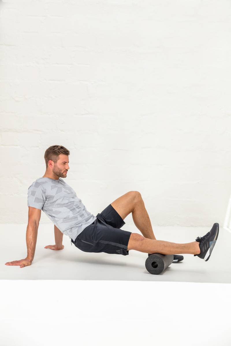 Blackroll Standard Foam Roller - 30 cm - Zwart/Geel