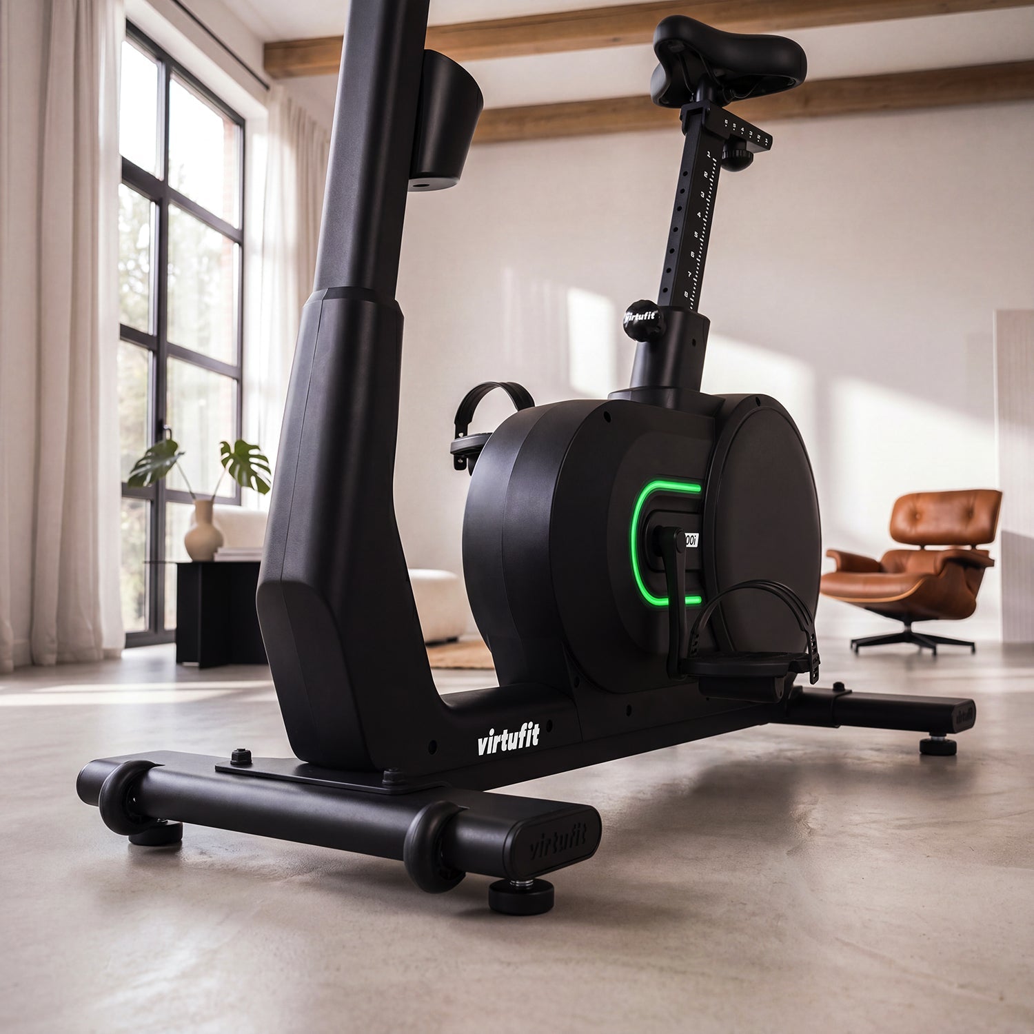 VirtuFit LEB300i Vélo d'appartement à entrée basse - Ergomètre