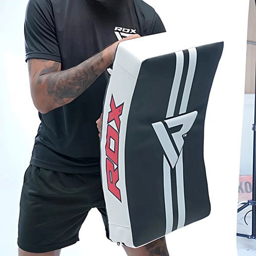 RDX Sports Gel Padded Curved Kick Shield Vasthouden