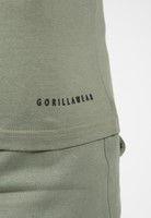 Leon T-shirt detail