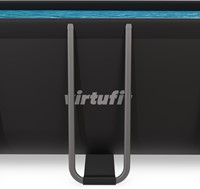 Close up van de robuuste ondersteuning en het VirtuFit logo op het antracietkleurige zwembadframe.